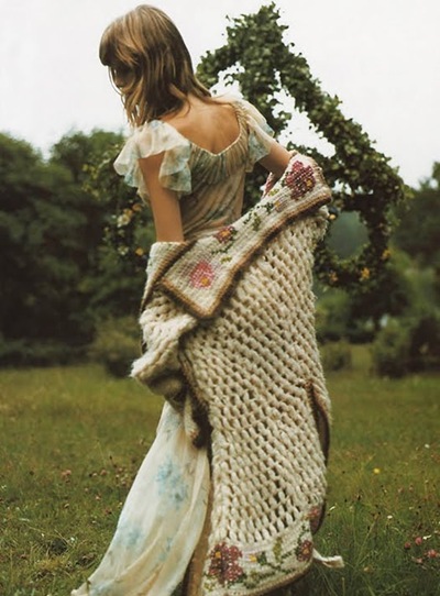 Angela_Lindvall_in_a_fairy-tale_mood_photographed_by_Mikael_Jansson_heycrazy.wordpress4.jpg.scaled1000