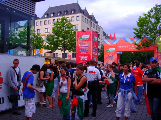 [P7090563[5].jpg]