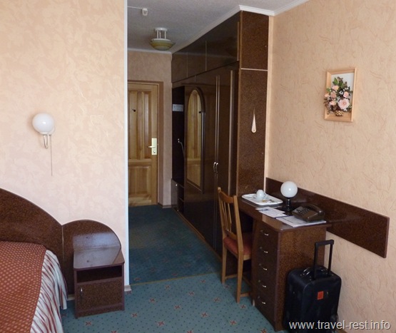 номер 906 гостиницы Мир Киев