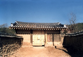 Chilgok Daemunchae(Outer Servant's quarters)  