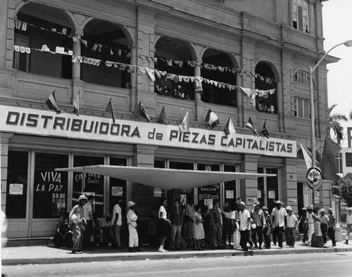 [Local donde se adquirían productos de procedencia foránea[5].jpg]