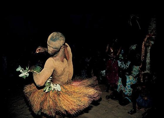 [Voodoo Dancer at Kokuzahn Festival, Ghana, 1993.[4].jpg]