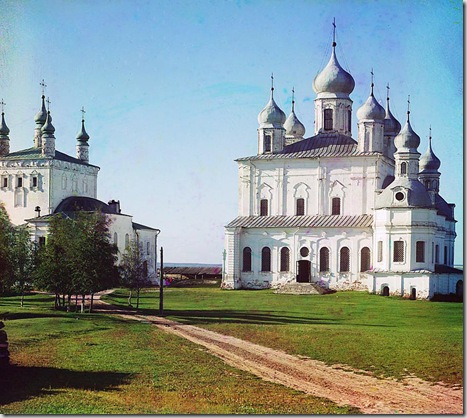 Assumption Cathedral in the Goritskii Monastery, near Pereiaslavl-Zalesskii; 1911
Sergei Mikhailovich Prokudin-Gorskii Collection (Library of Congress).