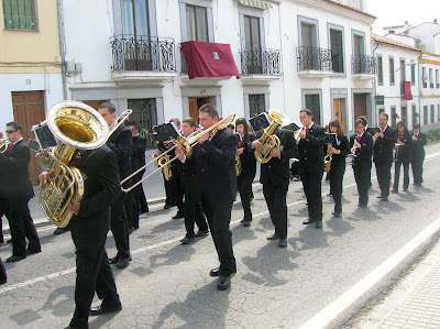 La Banda Municipal de Música de Pozoblanco, desfilando en las fiestas de San Gregorio 2010. Foto cedida por la Banda Municipal de Música de Pozoblanco (Córdoba)* www.bandamunicipaldepozoblanco.blogspot.com