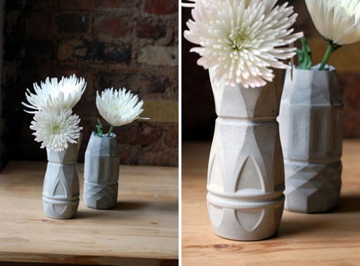 ペットボトルで作るコンクリート製の花瓶 Container Vases