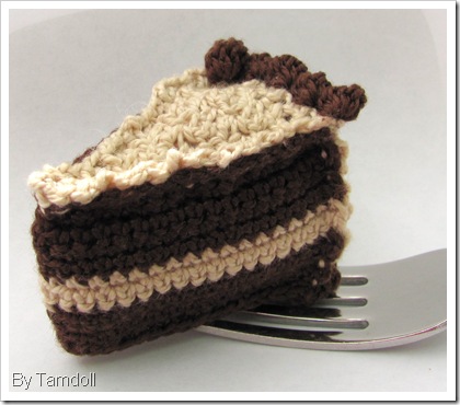Tamdoll crochet cake