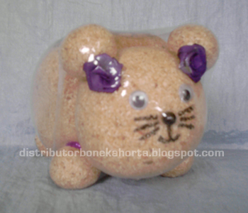 boneka horta kucing