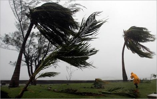 Stolen from http://www.smh.com.au/news/world/mighty-hurricane-rips-into-jamaica/2007/08/20/1187462176029.html