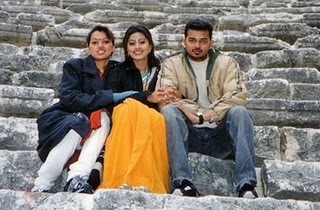 [sneha_family_photo5[3].jpg]