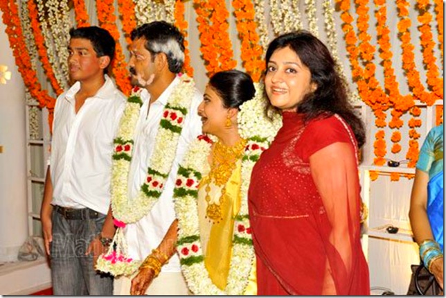 Parvathy and Kalidasan in marriage ceremony 