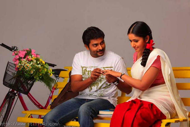 [telugu_actress_poona_bajwa_with_narain[59].jpg]