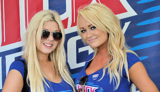 VK%20Girls%201.jpg