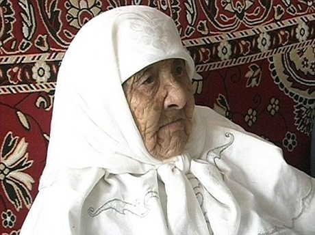 World's Oldest Person Kazakh woman Sakhan Dosova pic