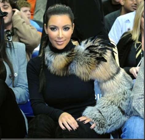 kim-kardashian-fur-obsession1shoulderFurShrugs