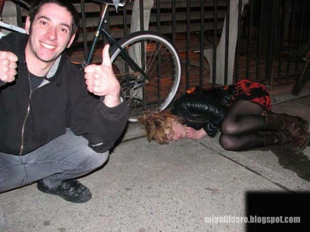 [borrachos (21)migallinero.blogspot[5].jpg]