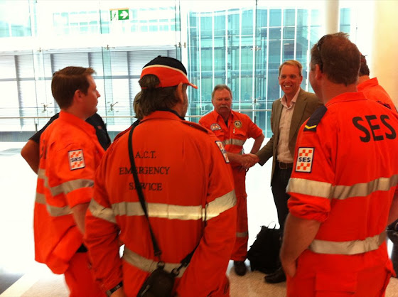 Simon Corbell says goodbye to Queensland volunteers