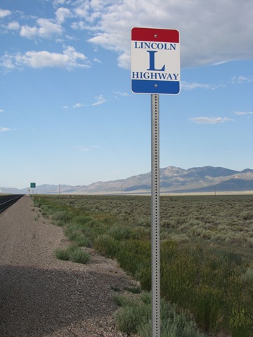 [2042 US 93 Lincoln Highway Sign at Lages Junction NV[2].jpg]
