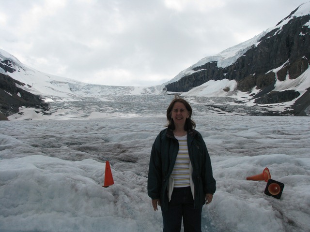 [10143 Athabaska Glacier Columbia Ice Field Jasper National Park AB[2].jpg]