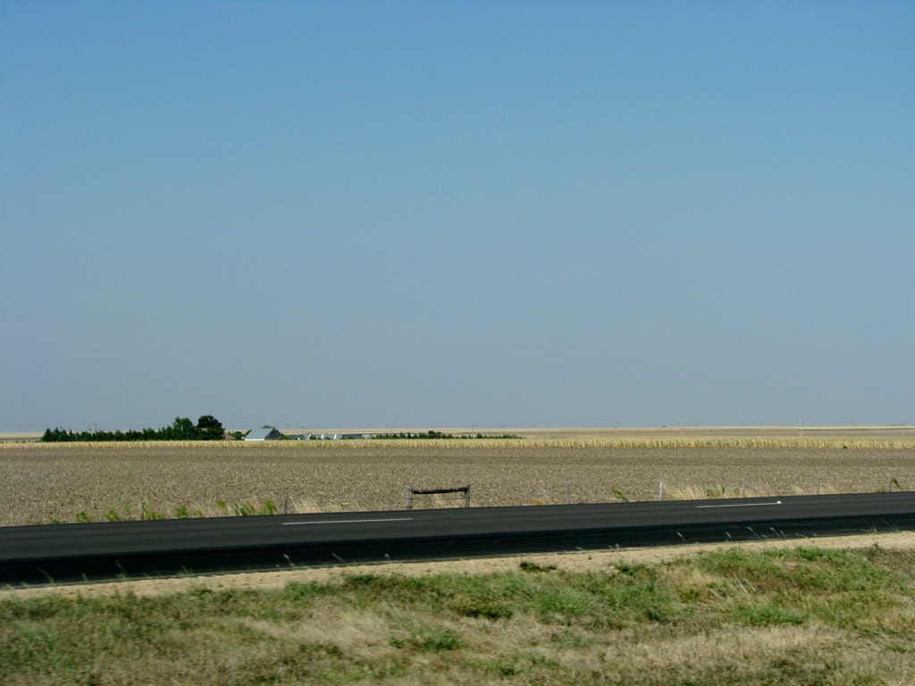 [6467 I-70 btwn the Kansas border and Hays KS[3].jpg]