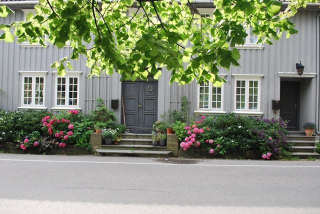 [OsloBG - Visit to Dröbak - Typical house[3].jpg]