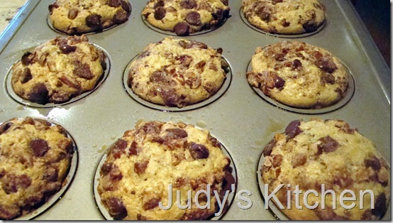CC Pecan Streusel Sour Cream Muffins (2)