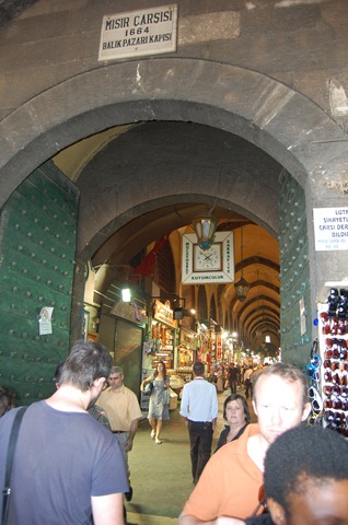 [Turkia 2009 - Estambul  -Bazar de las especias    252[2].jpg]