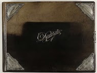 Fotoalbum aangeboden aan F.J. Wirix door het personeel van de Suikeronderneming Djatiroto in 1917