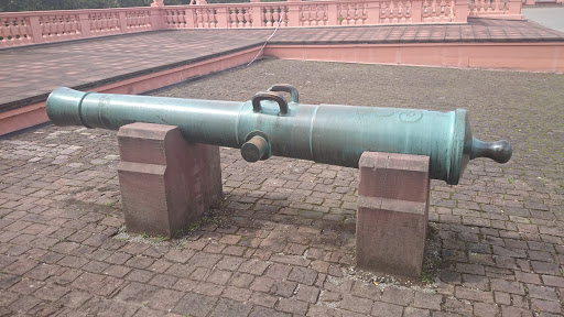 Kanone Am Rastatter Schloss