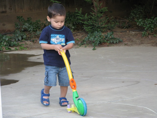 [josh with chalk 004[2].jpg]