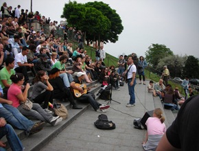 singing-outside-the-cathedral