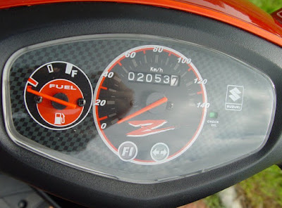 [Motor]都會專屬、輕巧靈動！SUZUKI AZ 125試駕心得！ - 阿祥的網路筆記本