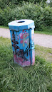 Mülleimer mit Hamburg Graffiti