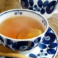 Uzna Omom 杏桃鬆餅屋