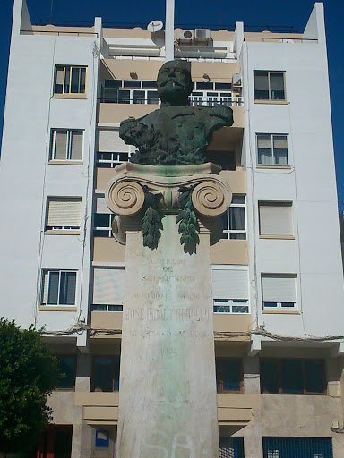 Estatua al Ministro de Marina de 1912