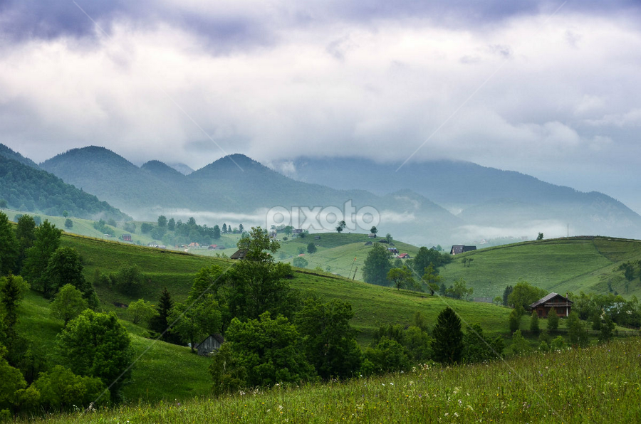 Mountain landscape by Kati Raileanu - Landscapes Mountains & Hills