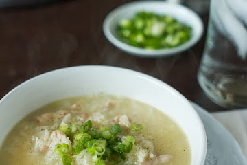 Arroz Caldo (Filipino Chicken and Rice Soup)