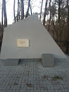Pomnik W Hołdzie Żołnierzom