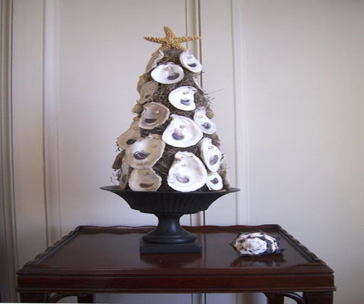 DIY Unusual Christmas Tree