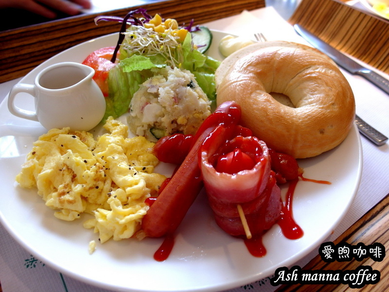 Ash manna coffee 愛煦咖啡！秋紅谷旁的世外桃源，隱藏版咖啡廳！平價、美味、環境優！早午餐下午茶都可以！有WIFI！