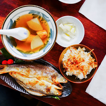 食不厭