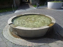 Brunnen am Platz