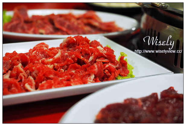 非常牛火鍋＠台南的溫體牛肉，肉質新鮮走中高價位