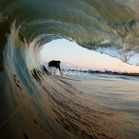 by Dave Nilsen - Sports & Fitness Surfing