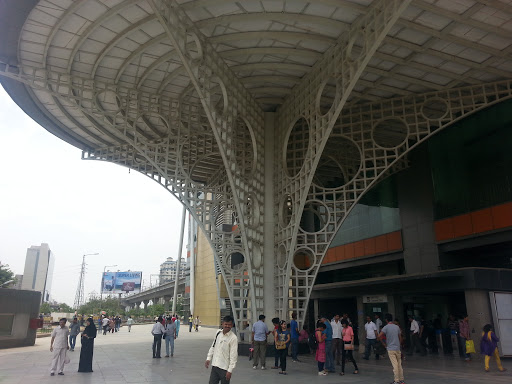 Huda City Centre Metro Station