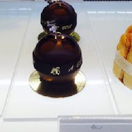 Color C'ode 甜點店