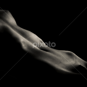 Inocência by Simão Matos - Nudes & Boudoir Artistic Nude