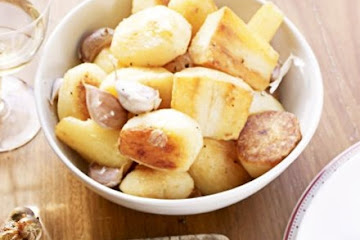 Golden roasted potatoes, parsnips & garlic