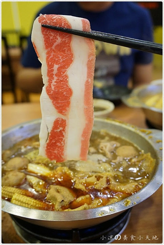 鬼椒一番鍋║一個人也可以吃麻辣鍋。顛覆傳統辣味，挑戰新層面的麻辣味兒(文末抽火鍋卷)