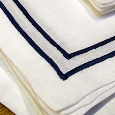 blue napkins