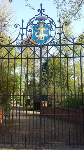 Chelsea Physic Garden, South Gate